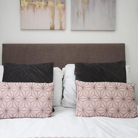 Beachview By Mia Living Close To Beach, Free Parking, Modern 2 Bedroom Apartment Barry Extérieur photo