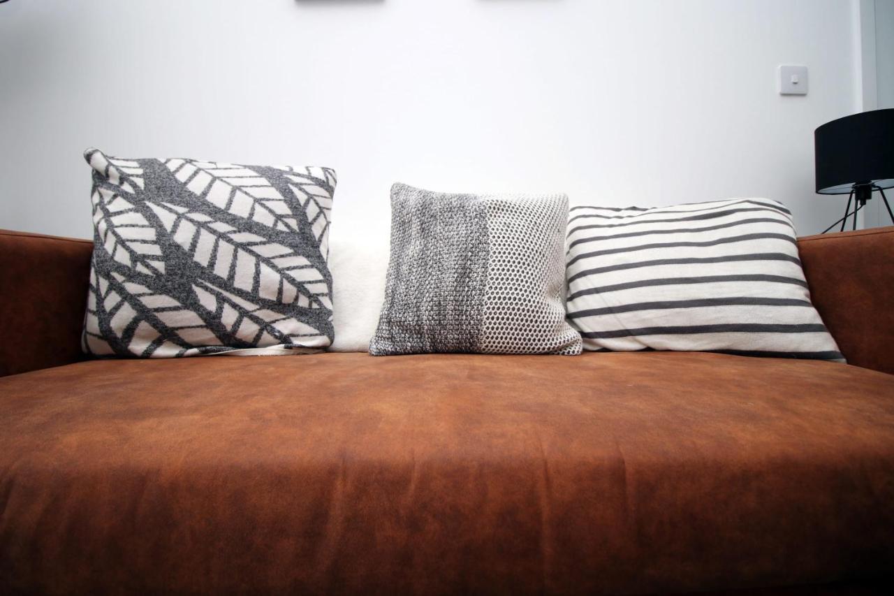 Beachview By Mia Living Close To Beach, Free Parking, Modern 2 Bedroom Apartment Barry Extérieur photo